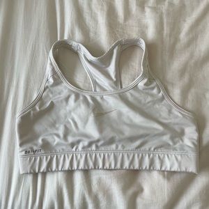 nike sports bra (white)